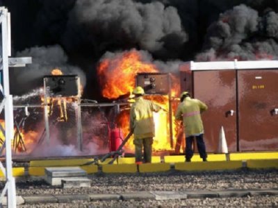 BOMBEROS (50)  RADIACTIVO